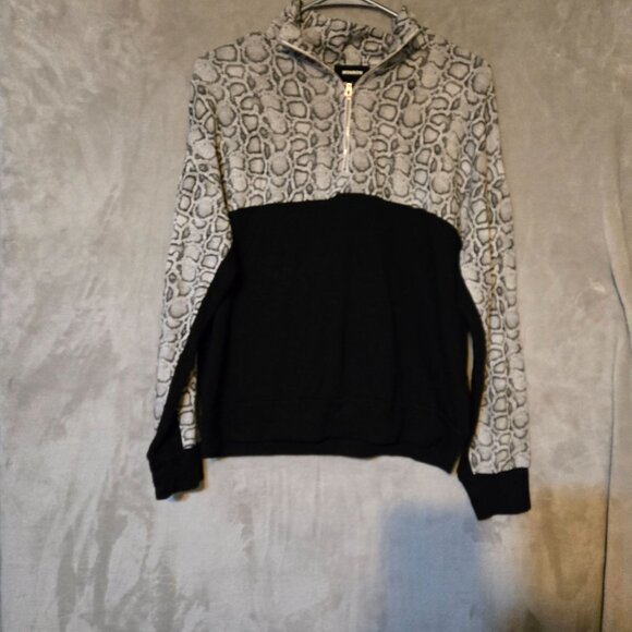 Monrow‎ Snakeskin Print  Swiftie Style Athletic Colorblock Pullover Sweatshirt S - Picture 8 of 8